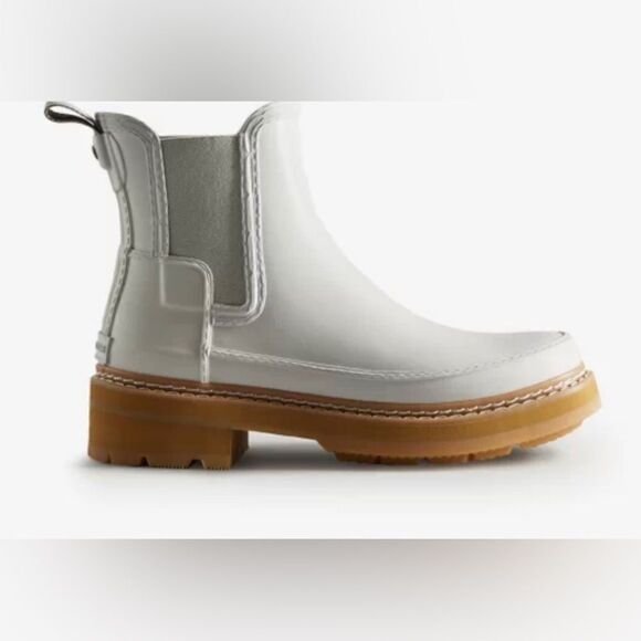 Hunter Designer Women's Chelsea Boots - Picture 9 of 12